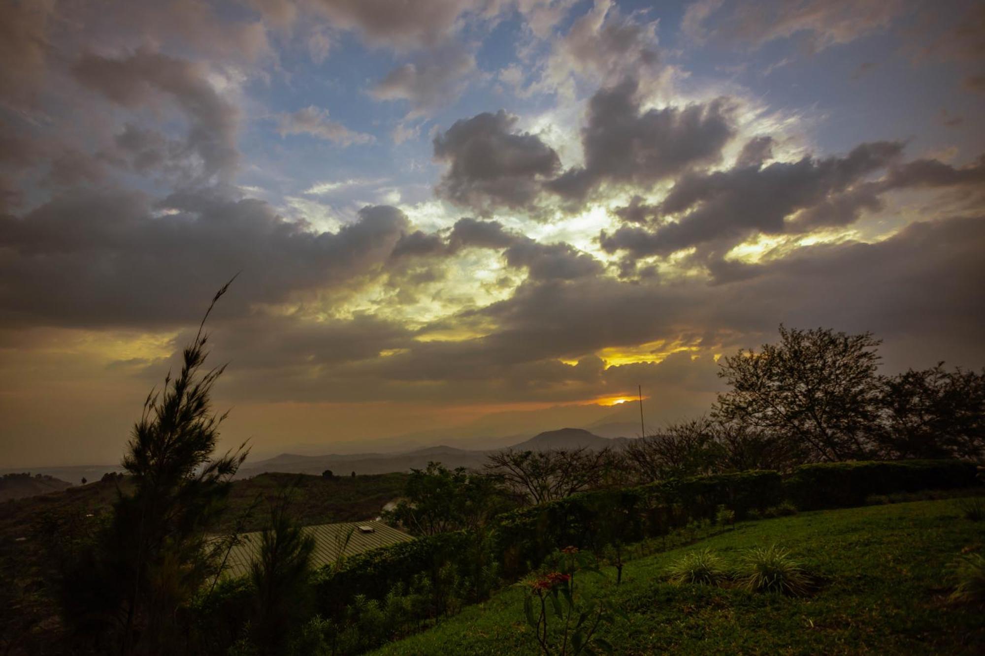 Lake Mwamba Lodge Kasenda Kültér fotó